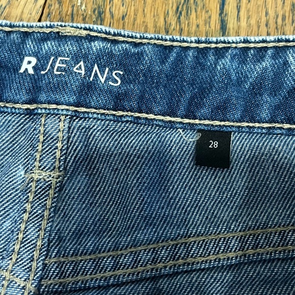 💙 R JEANS – Wide-Leg Denim – Size 28 - Picture 2 of 9